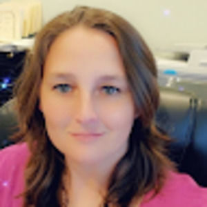 Meet your Posher, Della